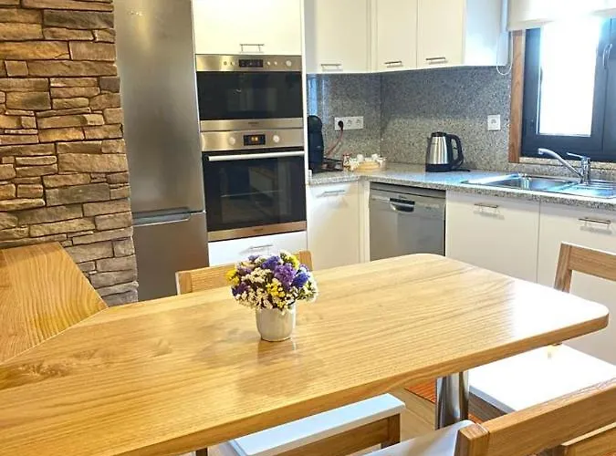 Ti'justina Casa de Férias *